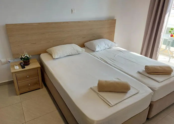 アパート Piazza Napa Apts Self Serviced アヤナパ