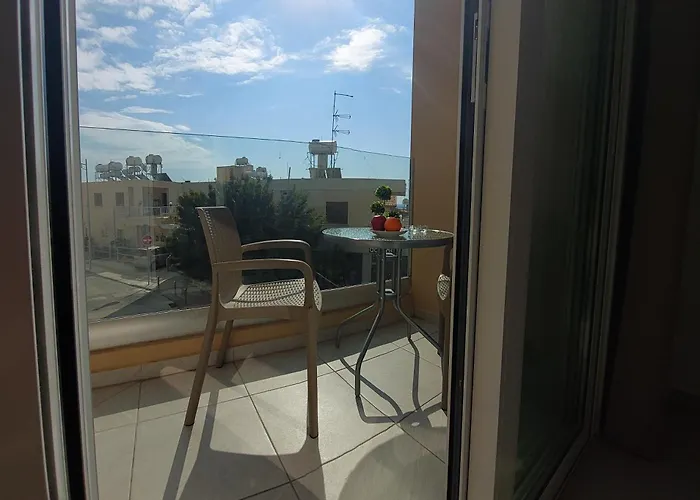 Piazza Napa Apts Self Serviced アパート