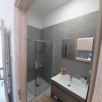 Piazza Napa Apts Self Serviced * Ajía Nápa