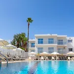 Piazza Napa Apts Self Serviced Apartman Ajía Nápa