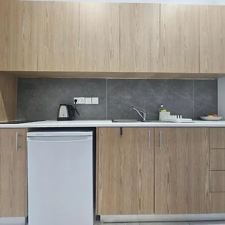 Piazza Napa * 아이아 나파