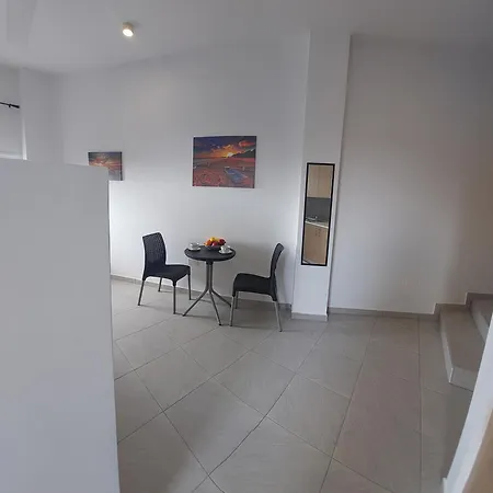 Apartamento Piazza Napa Agia Napa