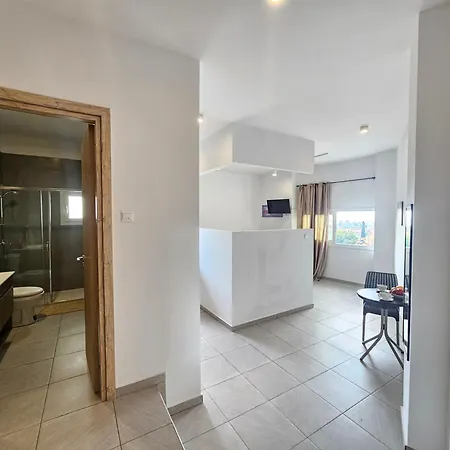 Piazza Napa Apts Self Serviced *