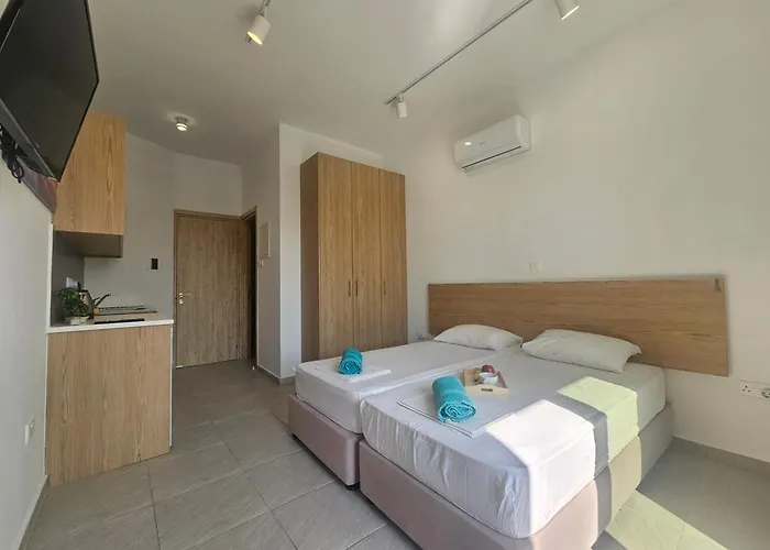 Piazza Napa Apts Self Serviced