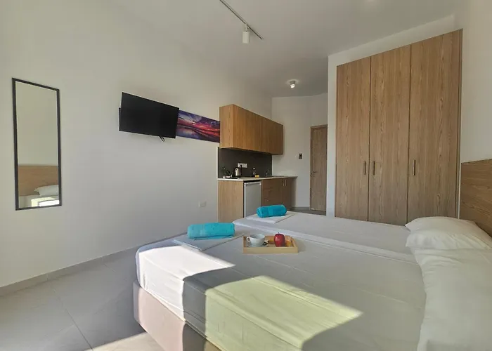 Piazza Napa Apts Self Serviced Apartmán