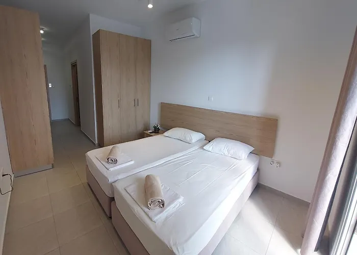 Piazza Napa Apts Self Serviced