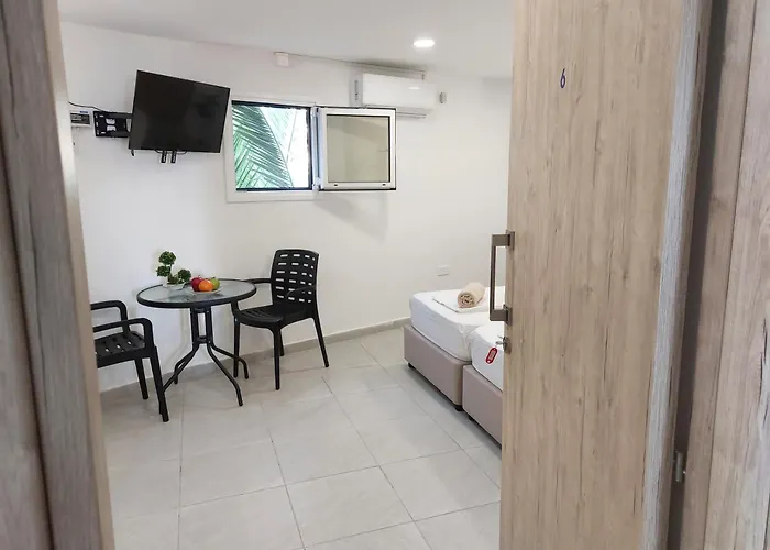 Piazza Napa Apts Self Serviced Αγία Νάπα