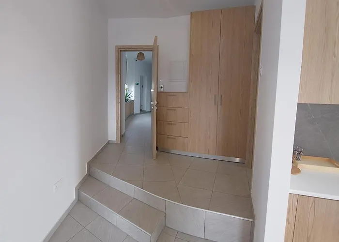 Piazza Napa Apts Self Serviced *