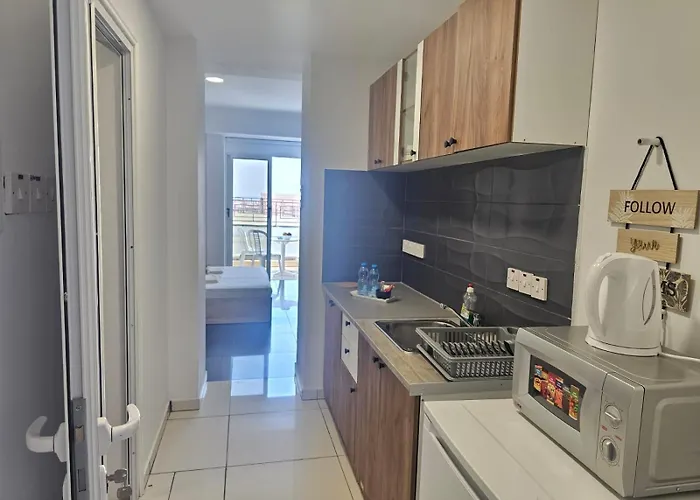 Piazza Napa Apts Self Serviced